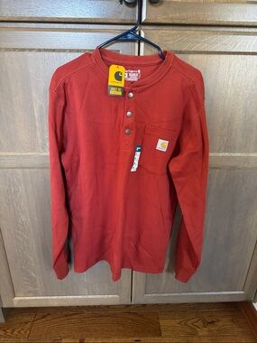 Carhartt - Relaxed Fit Heavyweight Long Sleeve Henley Pocket thermal Shirt.